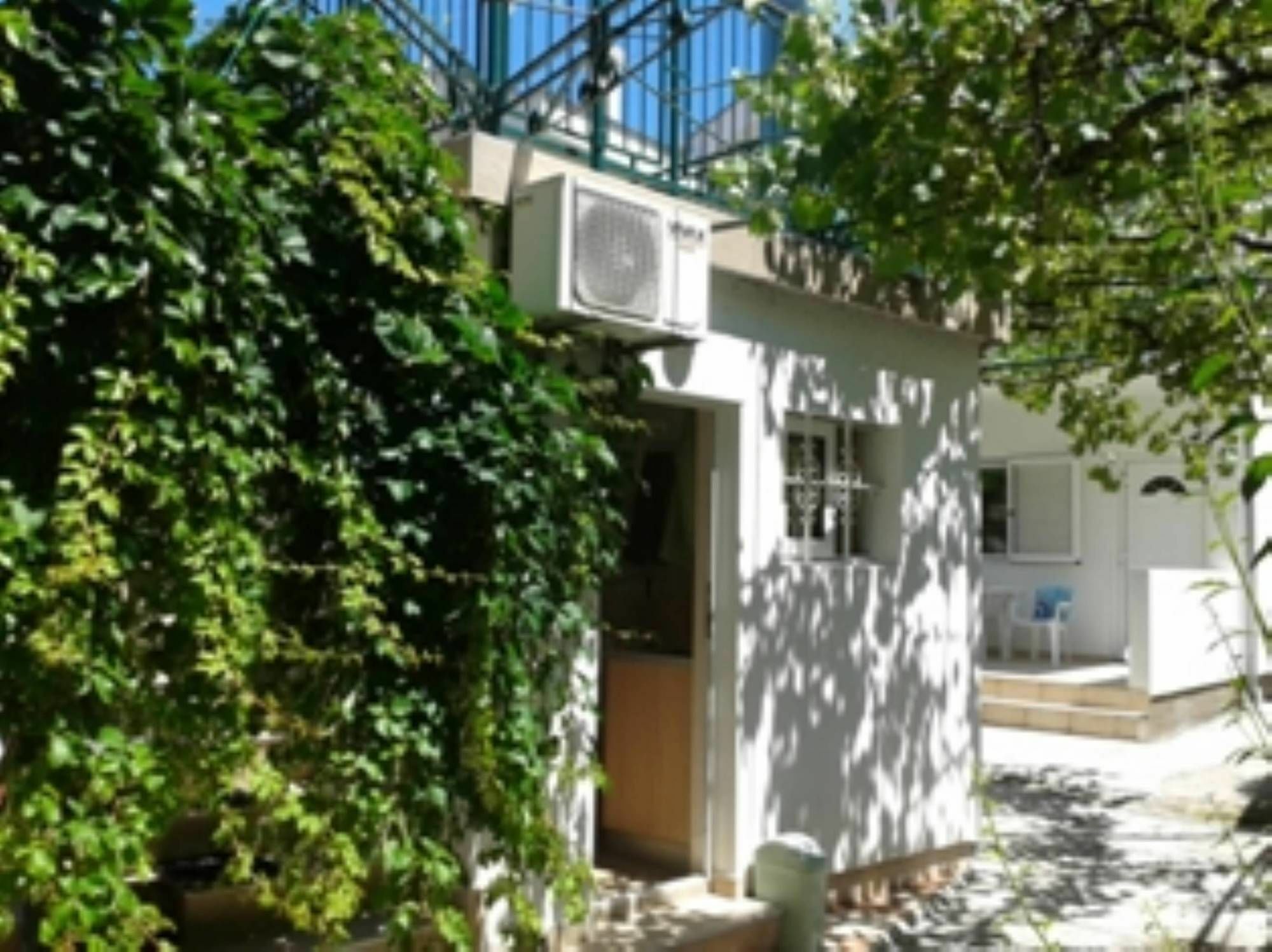 Apartments Lanterna ティヴァト エクステリア 写真